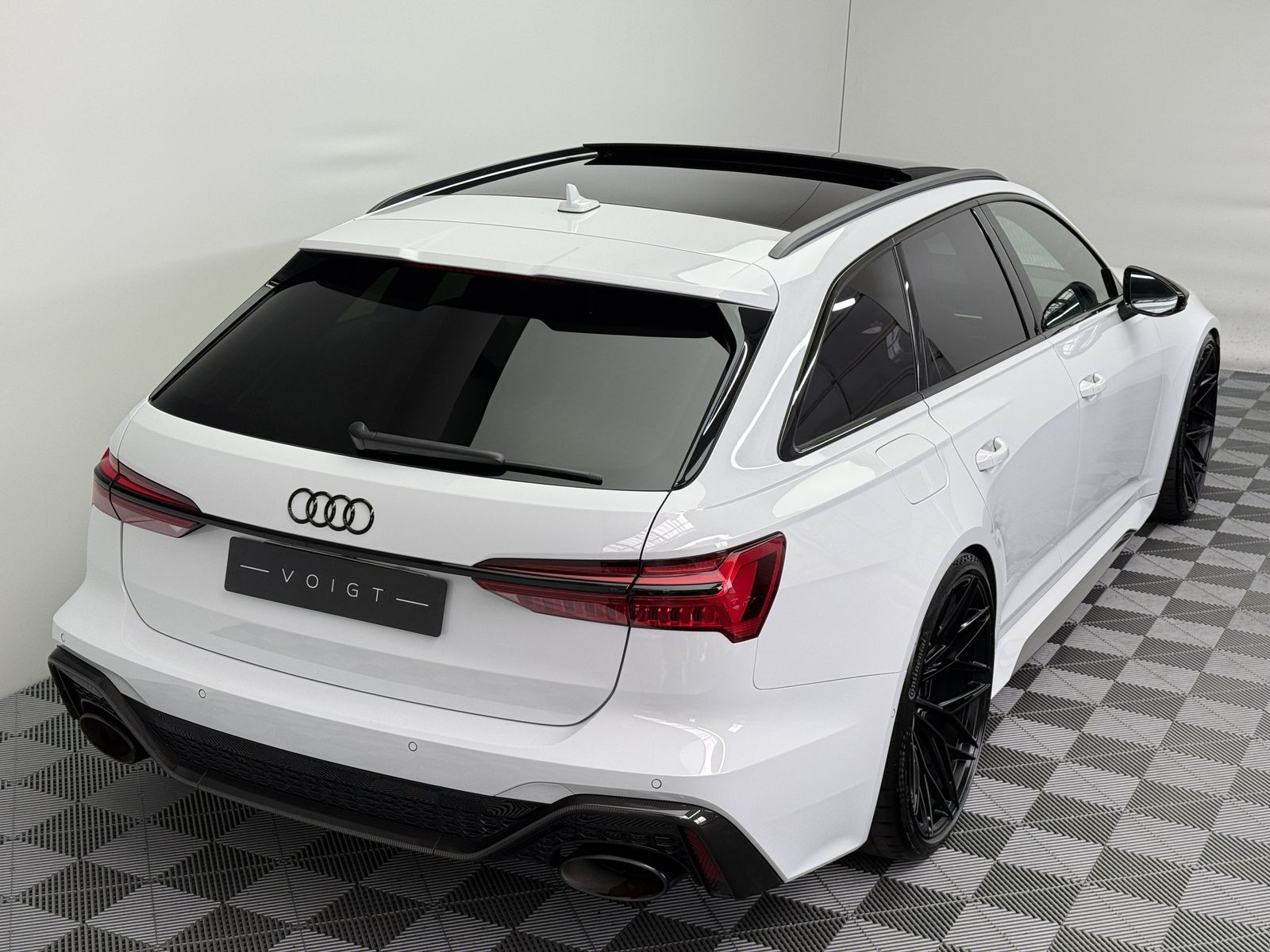 Audi RS6 4.0 TFSI quattro|2.Hand|Pano|Carbon|Dyn-Plus foto 6