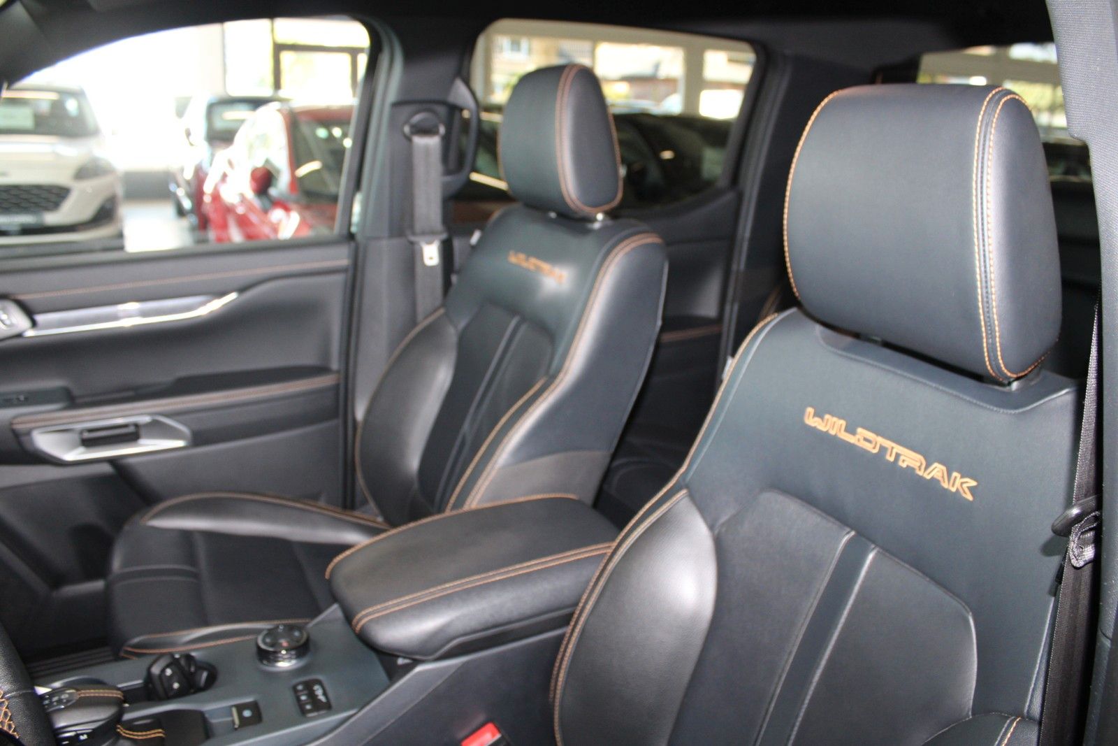 Fahrzeugabbildung Ford Ranger Wildtrak Automatik AHK Leder ACC STDHZ