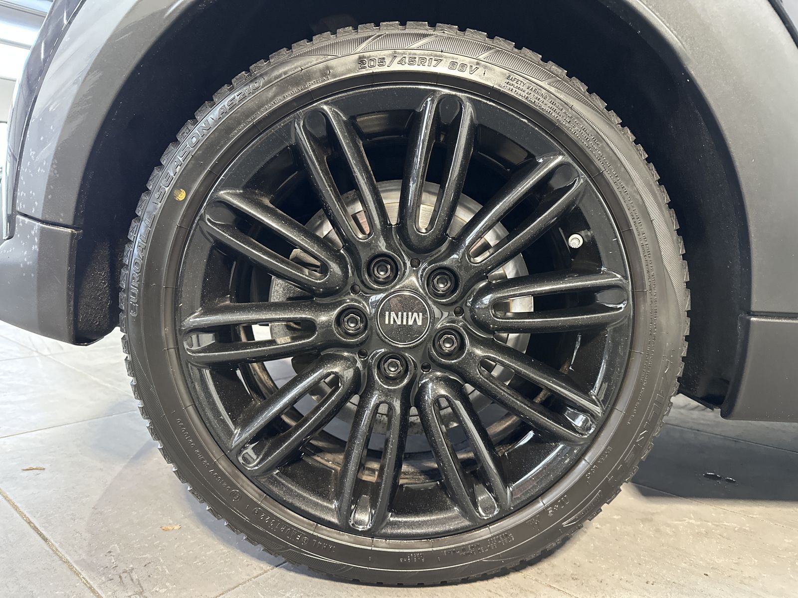 Fahrzeugabbildung MINI Cooper S Classic Trim NAV+LED+PANO+KAMERA+HEADUP