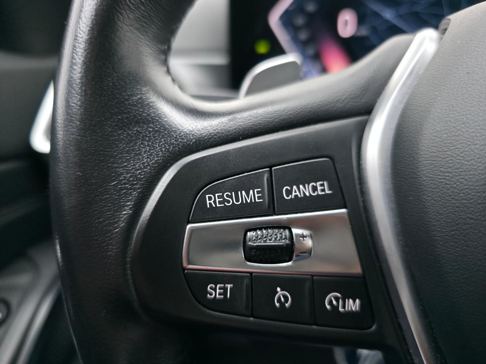 BMW 330i Touring Steptronic LED NAVI SHZ LHZ