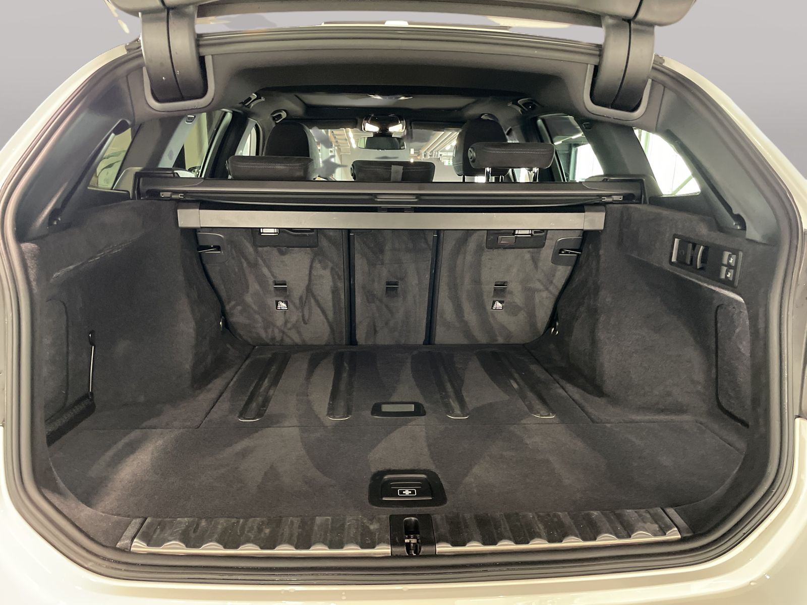 BMW 330 - Bild 16