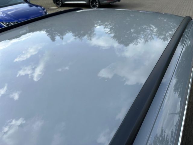 Passat Variant Business 2.0 TDI DSG LED Navi Sit