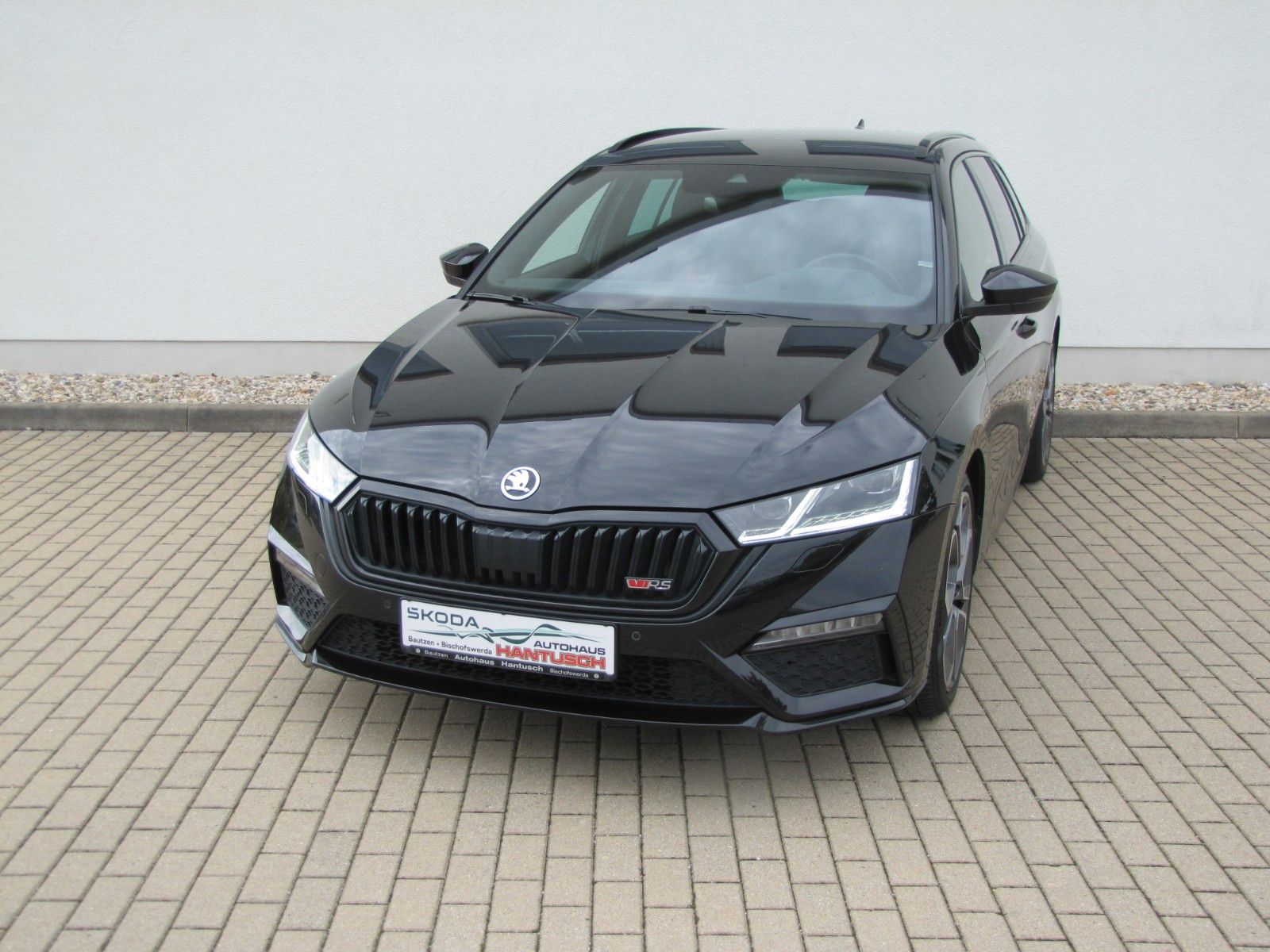 Fahrzeugabbildung SKODA Octavia Combi RS 2.0l TDI 200PS DSG