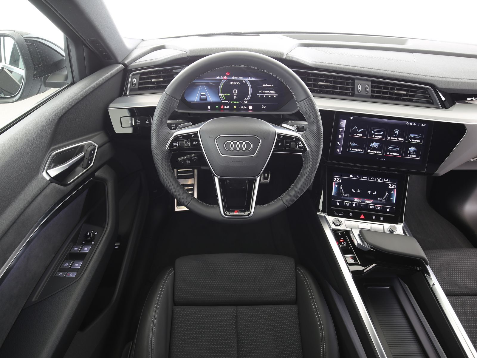 Audi Q8 e-tron - Bild 11