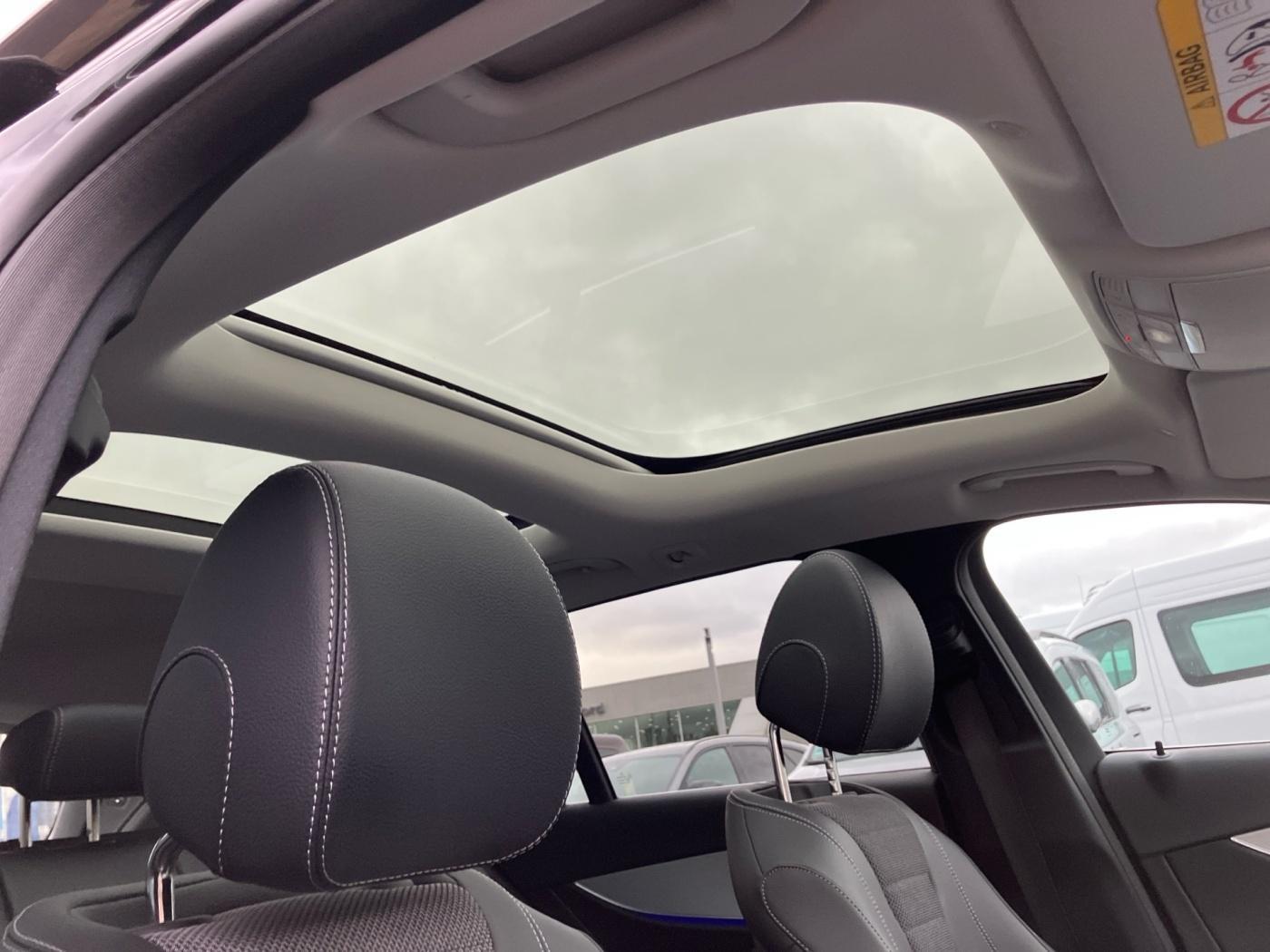 Mercedes-Benz E 220 d T AMG Memory*LEDmulti*360*EasyP*Panorama