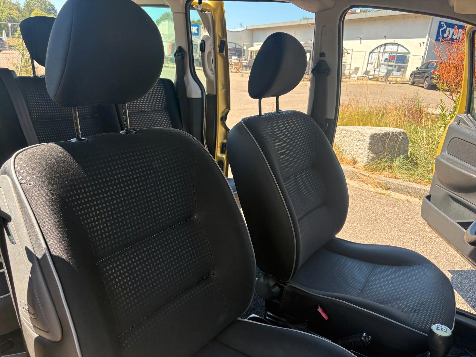 Peugeot Partner 2,0 Diesel Klima AHK 5 Sitzer