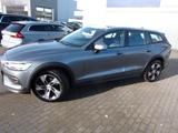 Volvo V60 B4 Cross Country Pro AWD - Volvo V60 in Hannover