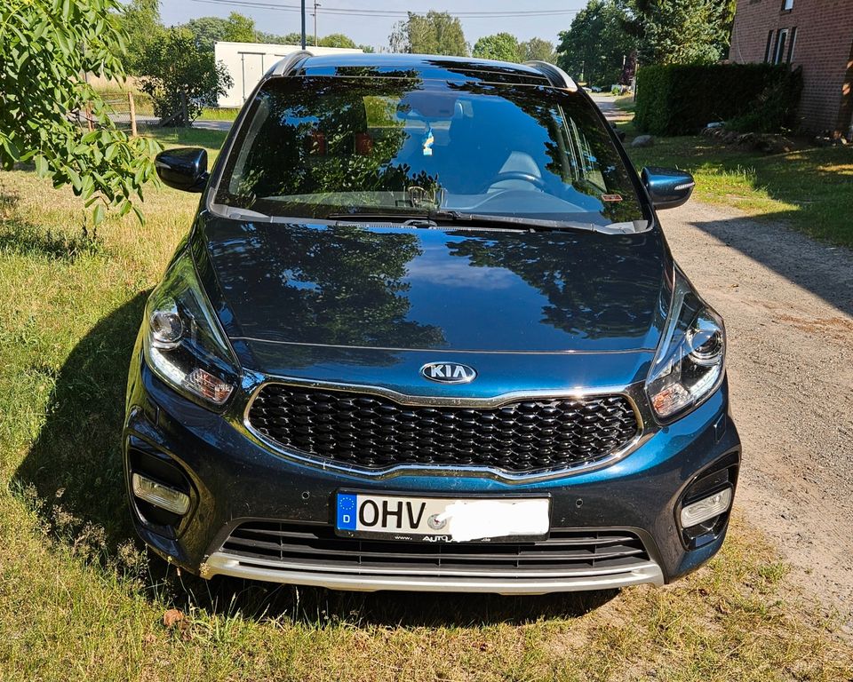 Image of Kia Carens