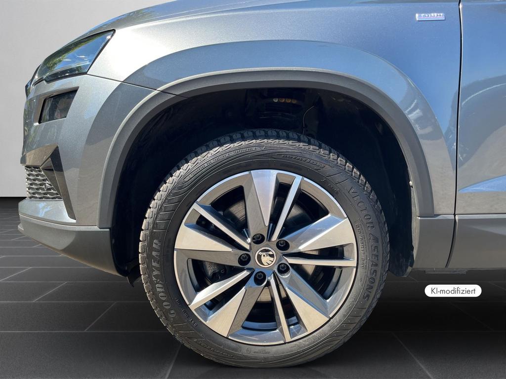 Skoda Karoq 2022 г. Серый, пробег 58326 км