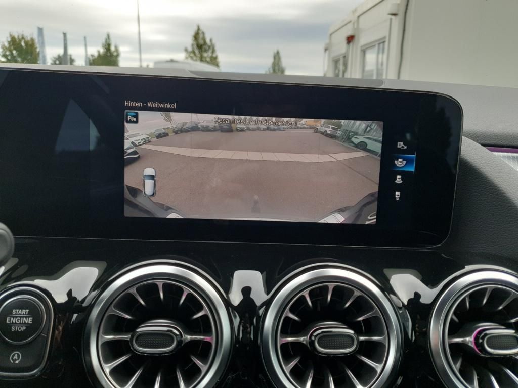 Fahrzeugabbildung Mercedes-Benz GLA 250 *Navi*AHK*PDC*SpurH*LED*KeyLess*el.Heck