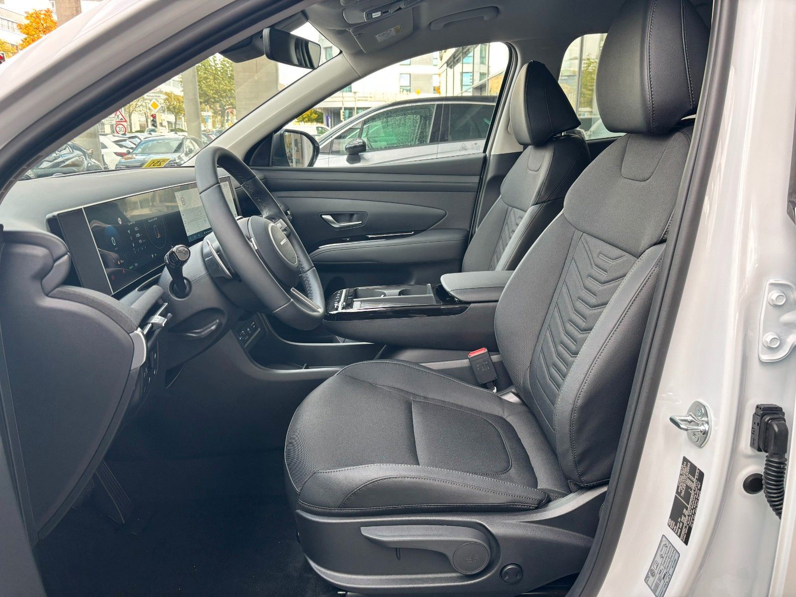 Fahrzeugabbildung Hyundai Tucson 1.6 T-GDI Trend Kamera,LED,Navi,SHZ,ACC