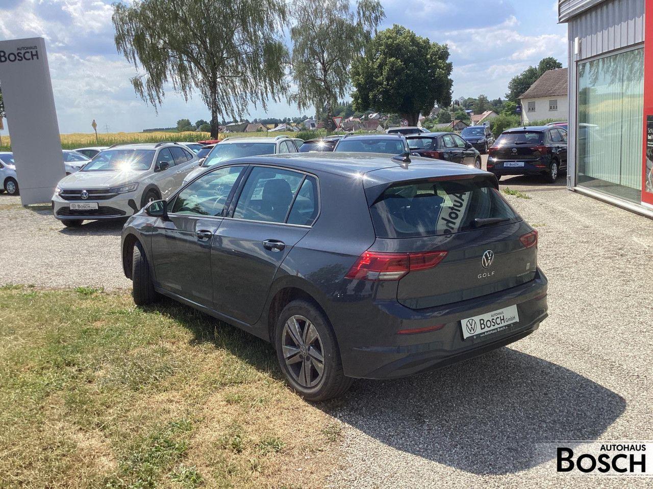 Volkswagen Golf VIII 1.5 TSI Life AHK Standheizung 4 x SHZ, миниатюра 7
