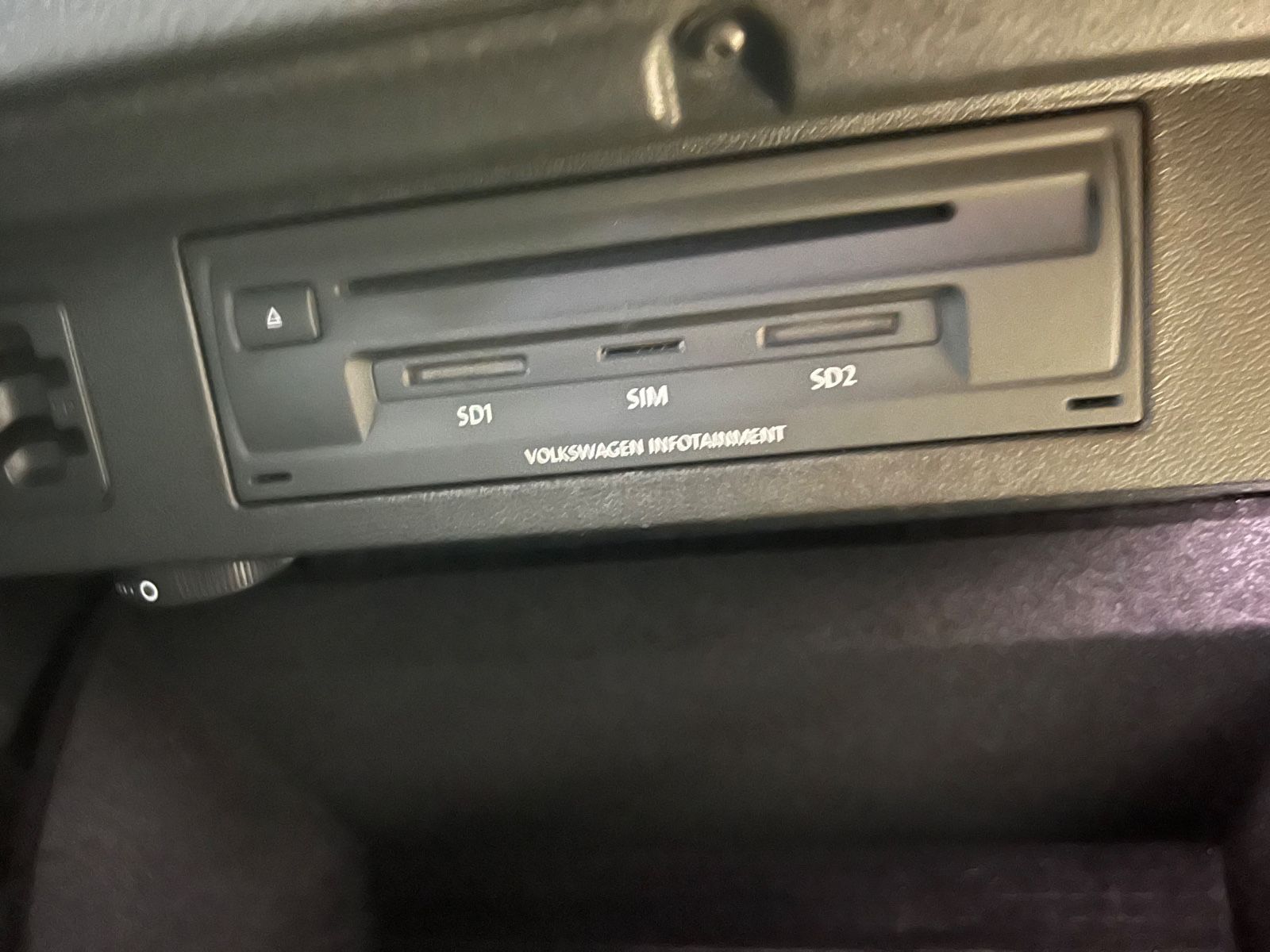 Fahrzeugabbildung Volkswagen Arteon R-Line 4Motion 239PS *PANORAMADACH*ACC*