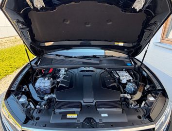 Volkswagen Touareg - 8