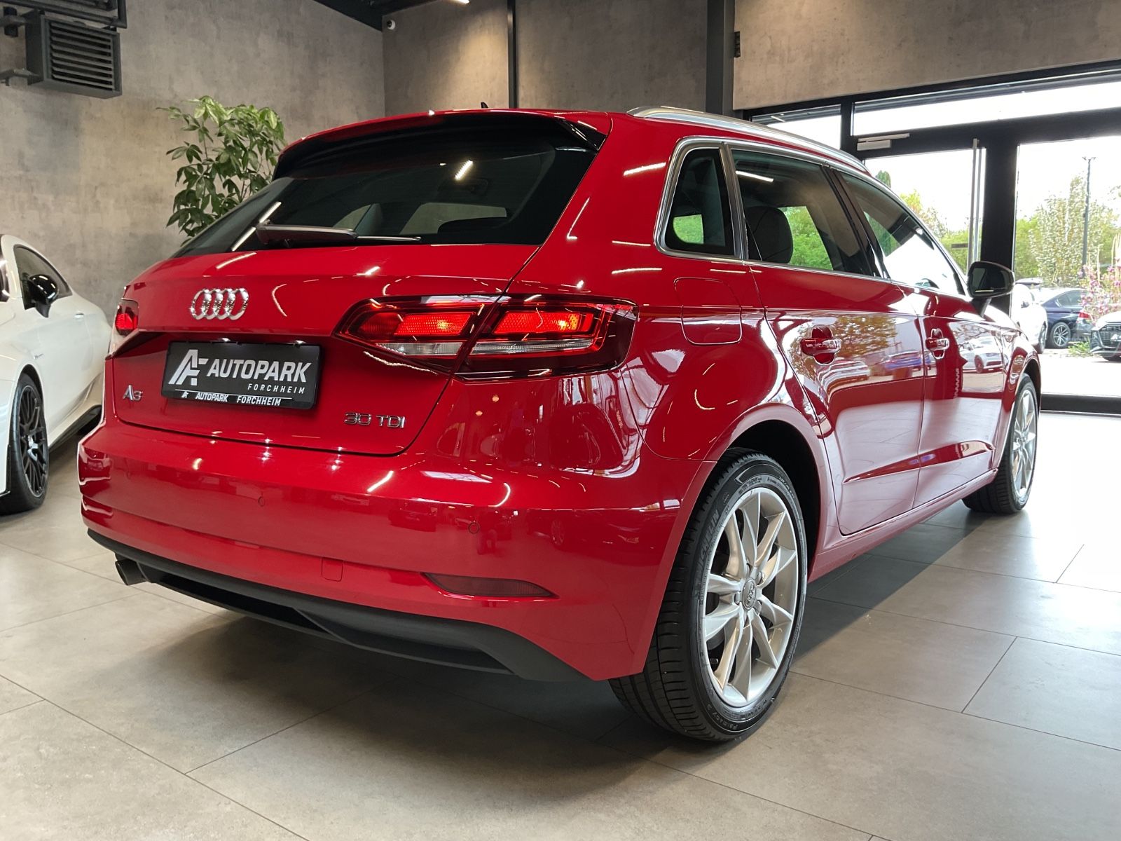 Audi A3 Sportback 30 TDI Navi Sitzh. Xenon PDC 17" foto 20