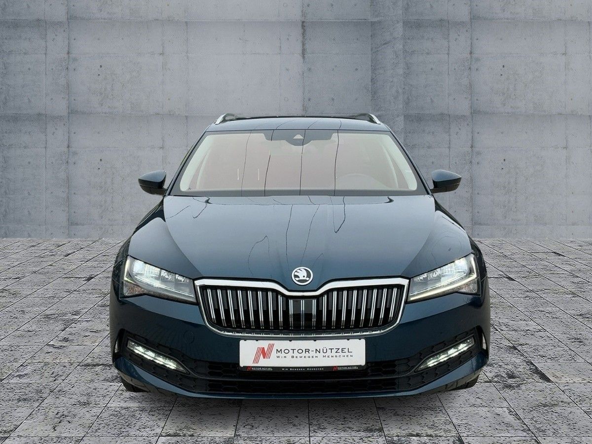 Skoda Superb - Bild 3