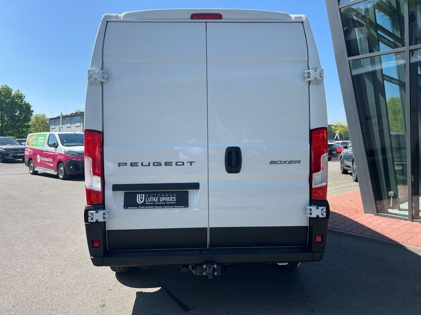 Fahrzeugabbildung Peugeot Boxer KW 2.2 35 L3H2 BlueHDi 140 AHK-abn. Navi