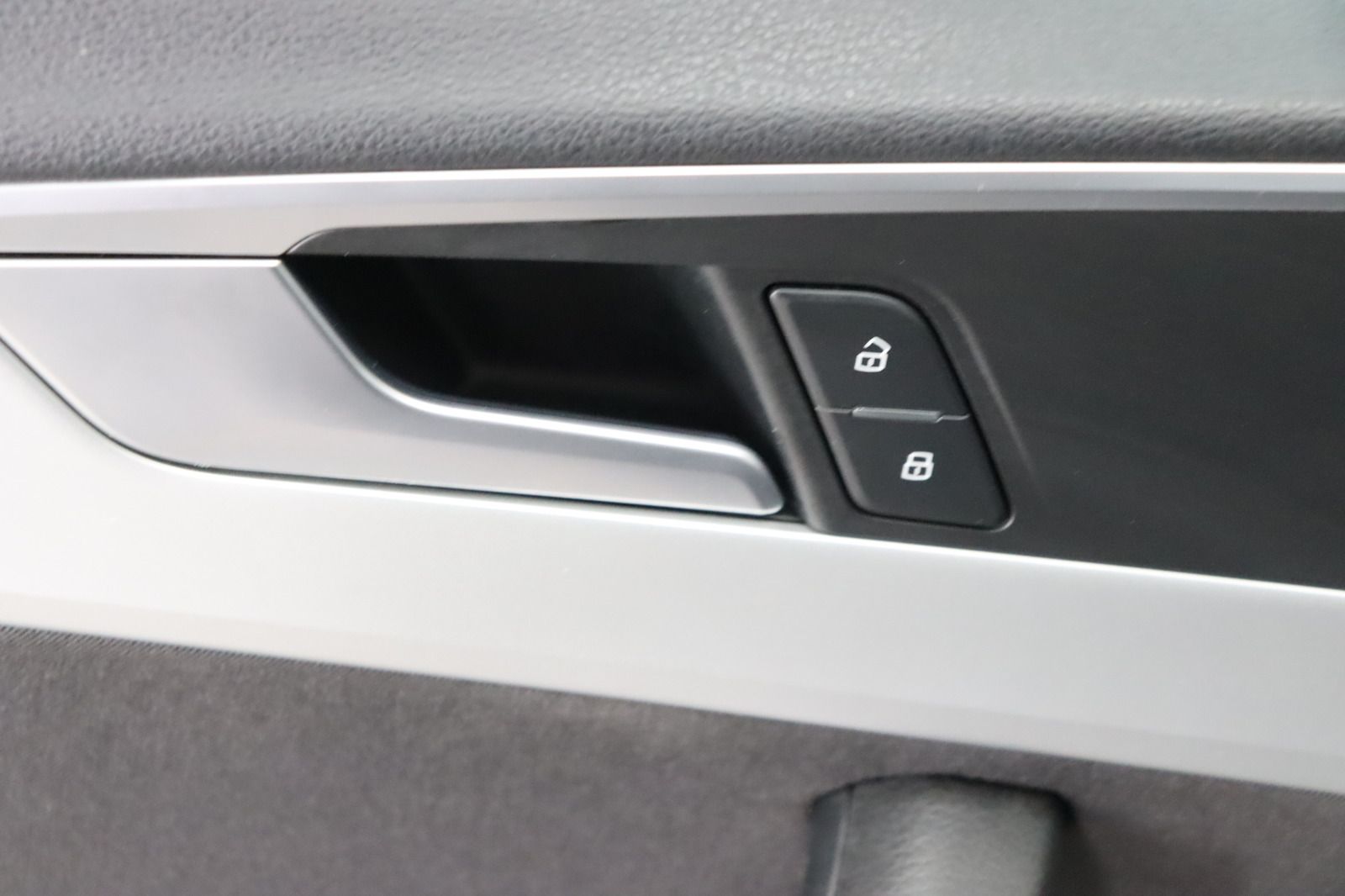 Fahrzeugabbildung Audi A4 Allroad Quattro 2.0 TDI * Navi * Bi-Xenon *