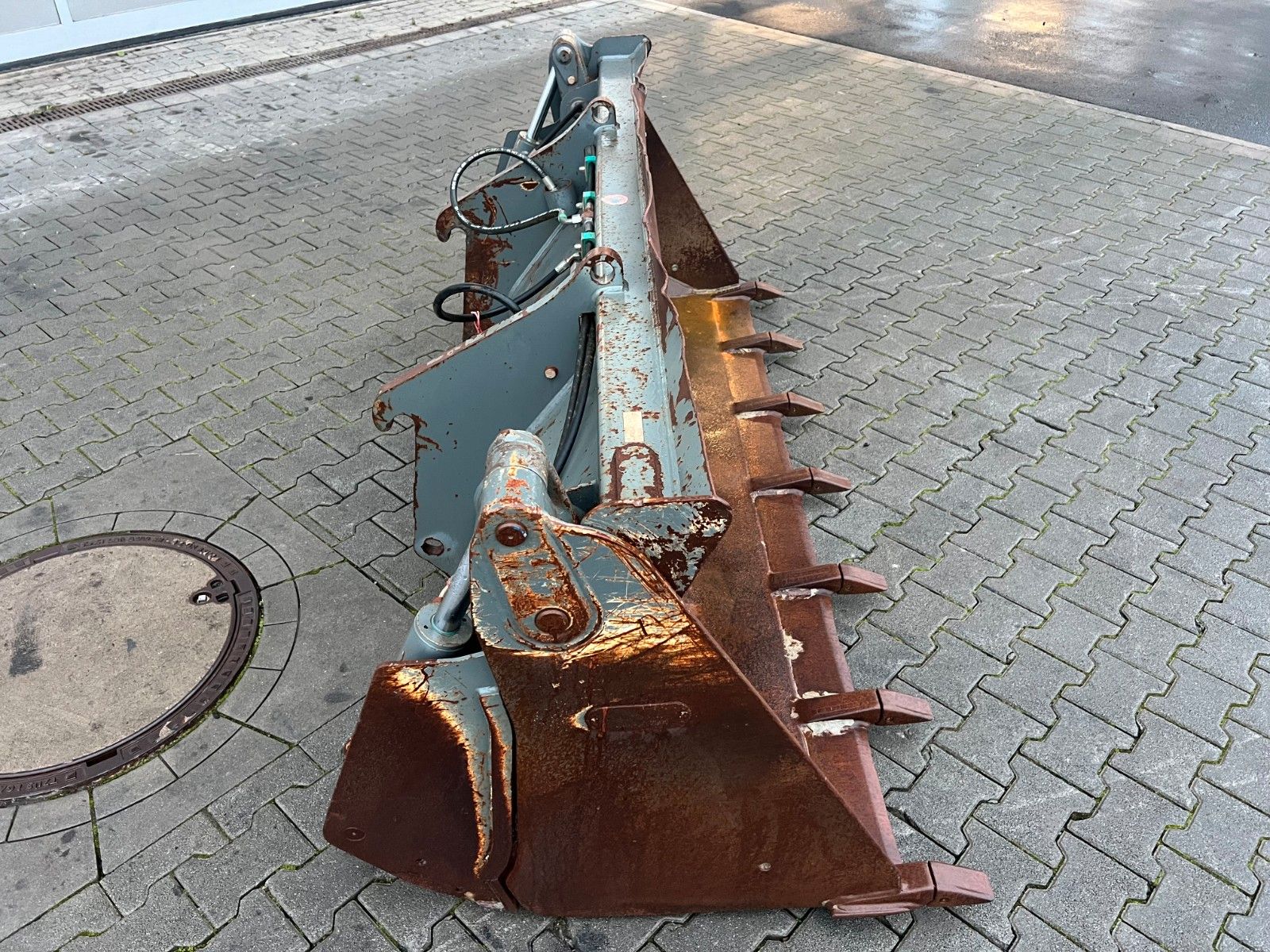 Fahrzeugabbildung Andere Klappschaufel / Zettelmeyer / Volvo CAT JCB