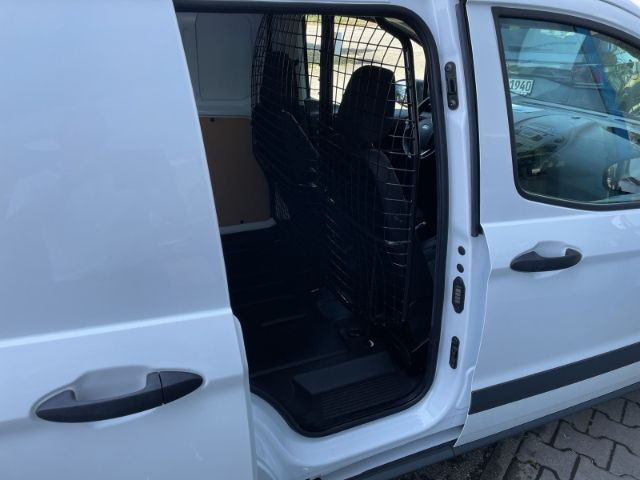 Fahrzeugabbildung Ford Transit Courier 1.0 EcoBoost Trend DAB, Klimaanl