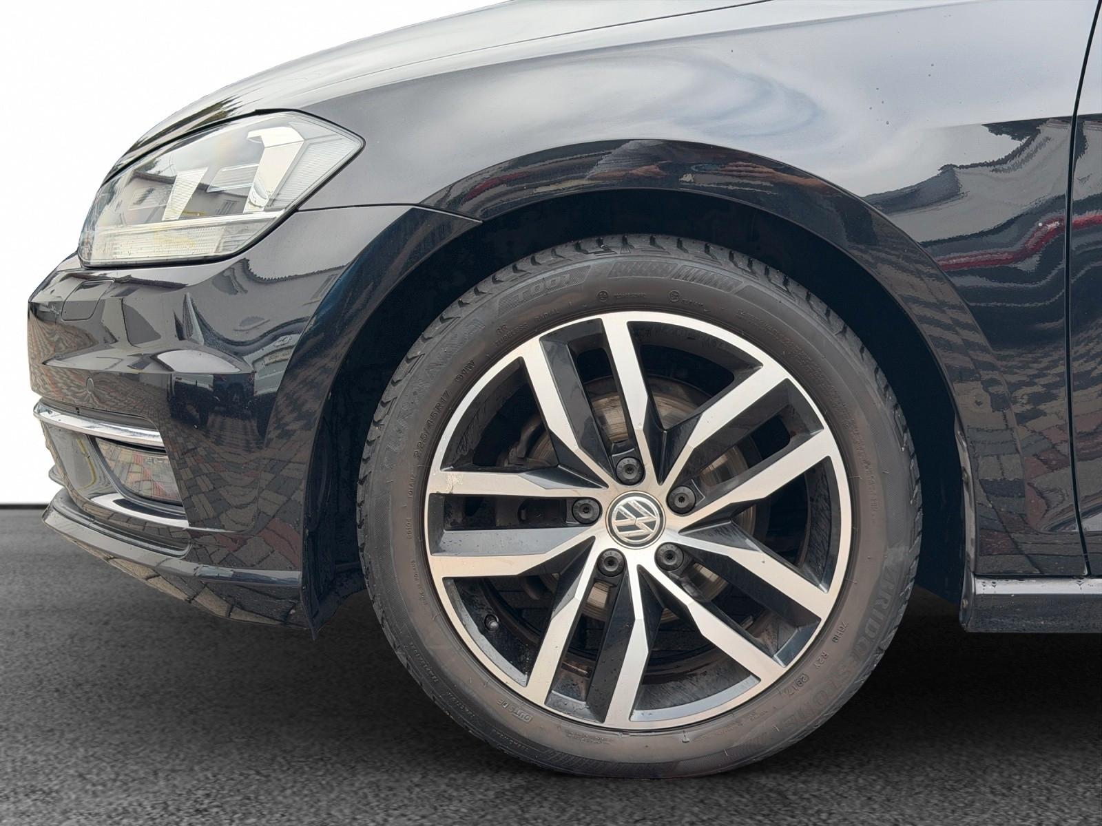 Volkswagen Golf VII Lim+Kamera+Carplay+AHK+