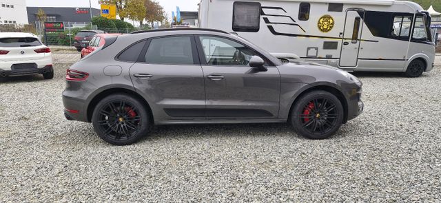 Porsche Macan Turbo Panorama/Alcantara/21 Zoll Alu