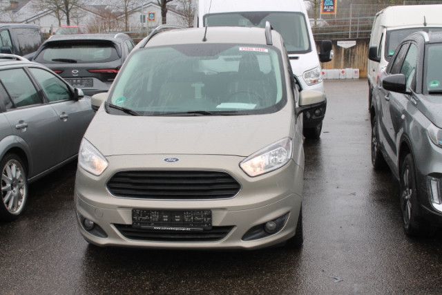 Ford Tourneo Courier Titanium AHK Klima BT PDC 2 Hand