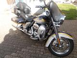 Harley-Davidson CVO FL2 C8F - HARLEY-DAVIDSON CVO