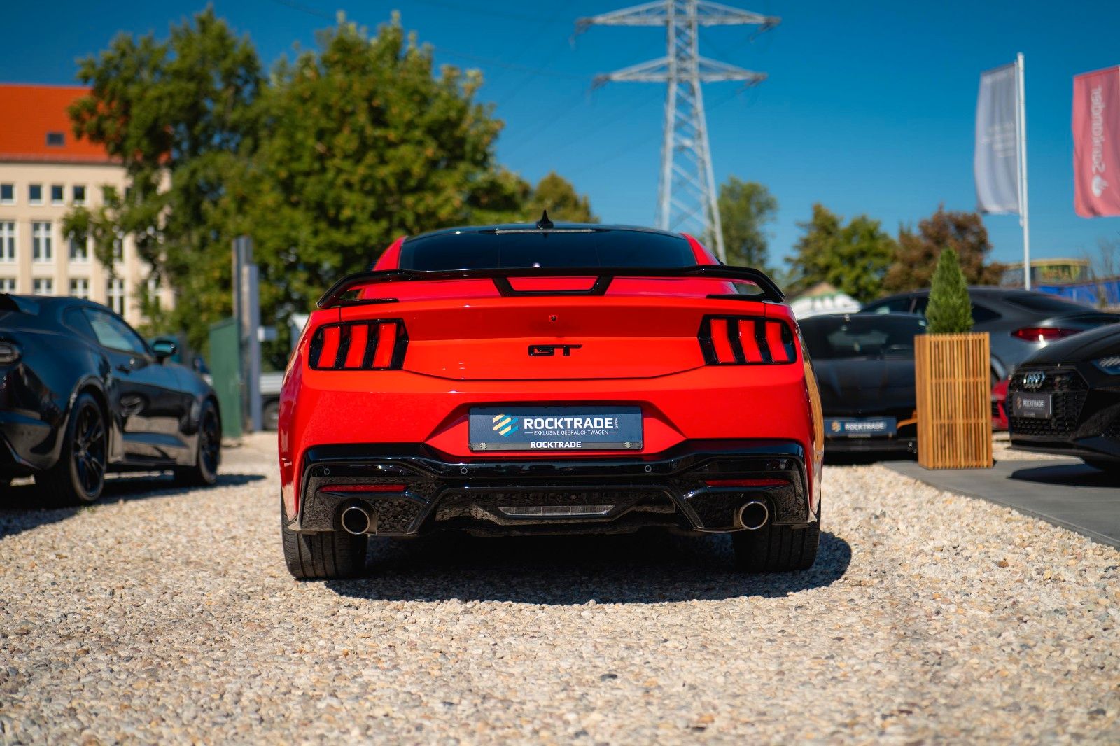 Fahrzeugabbildung Ford Mustang Fastback 5.0 TiVCT V8 Dark Horse PREMIUM