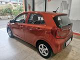 Kia Picanto 1.0 12V 5 porte AMT Urban - Kia Picanto mit Halbautomatikschaltung