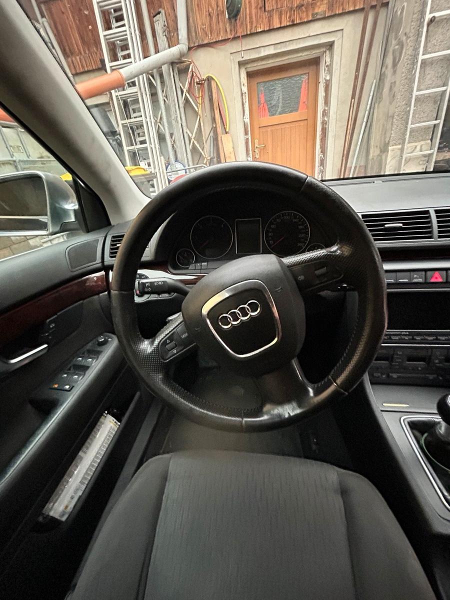 Audi A4 2007 — photo 5