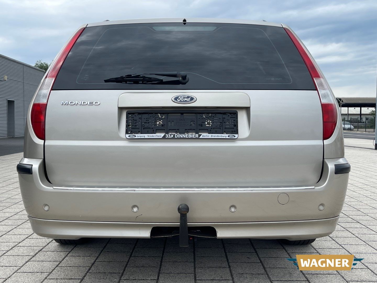 Fahrzeugabbildung Ford Mondeo Turnier Ghia Klimaanlage Sitzheizung