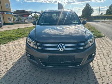 Volkswagen Tiguan - 6