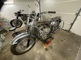 Moto Guzzi V7 850 GT - MOTO GUZZI V7 850 GT