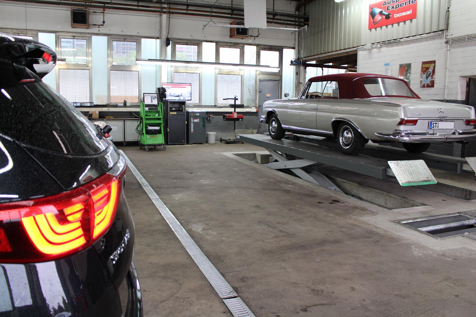 showroom-image-top