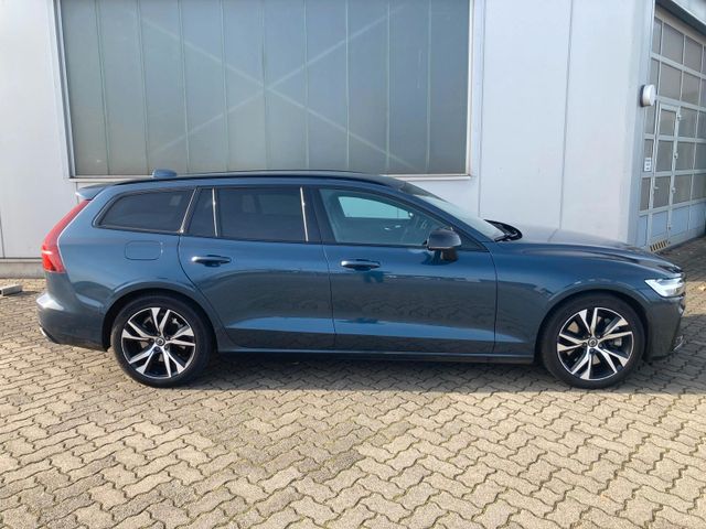 V60 T8 R Design Recharge Plug-In Hybrid AWD - Photo 2
