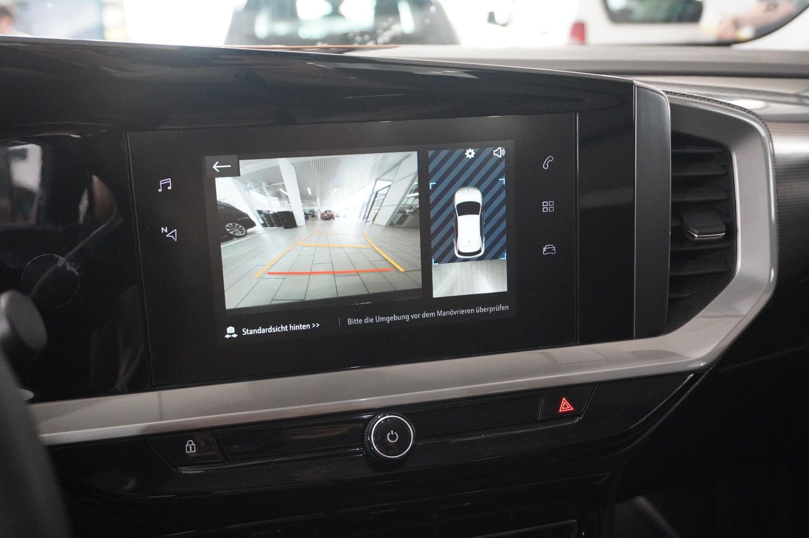 Fahrzeugabbildung Opel Mokka 1.2T ELEGANCE NAVI/LED/KAMERA/SH/SPORT/DAB
