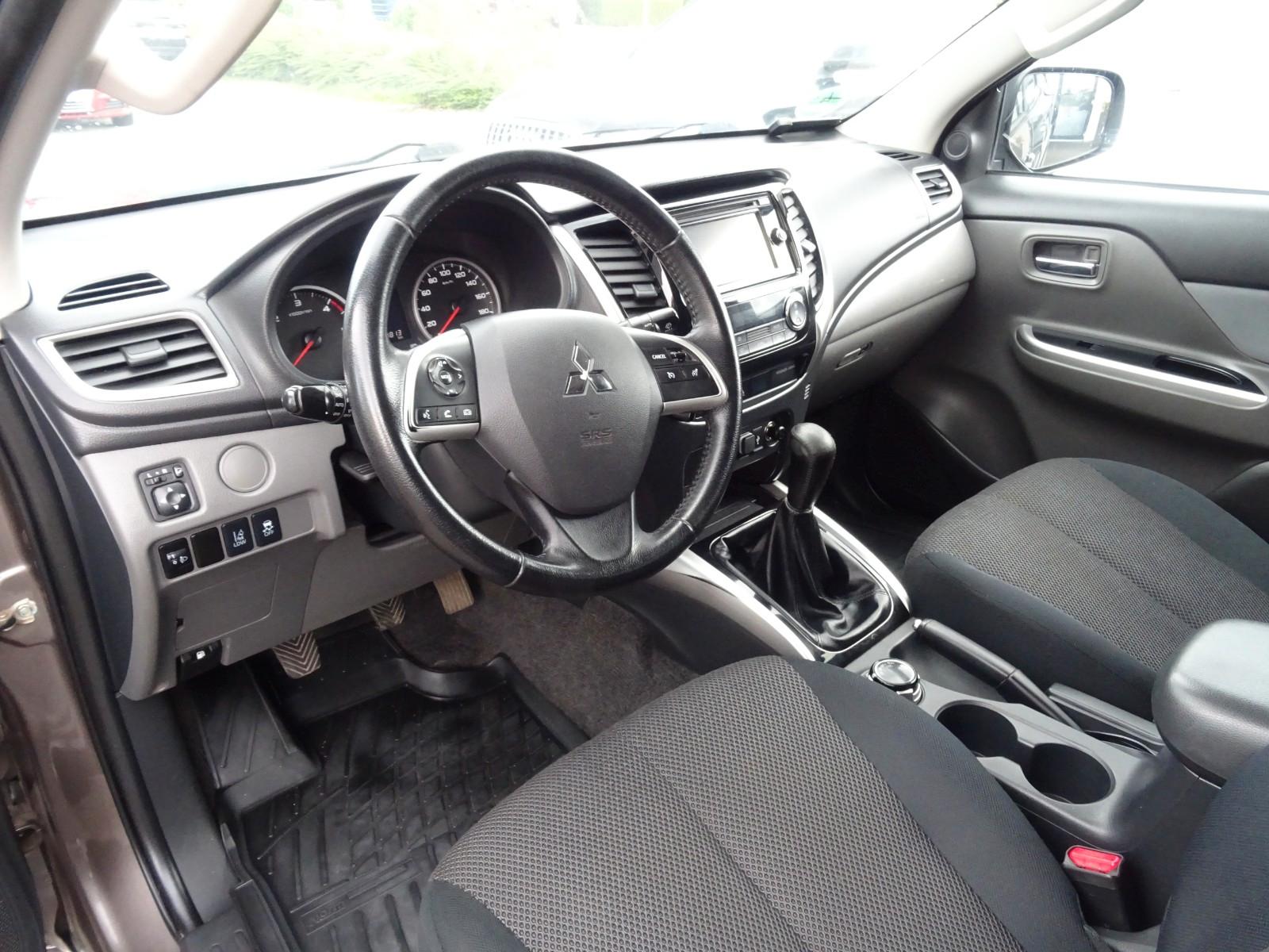 Mitsubishi L200 Plus Doppelkabine 4WD KLIMAUT. KAMERA AHK