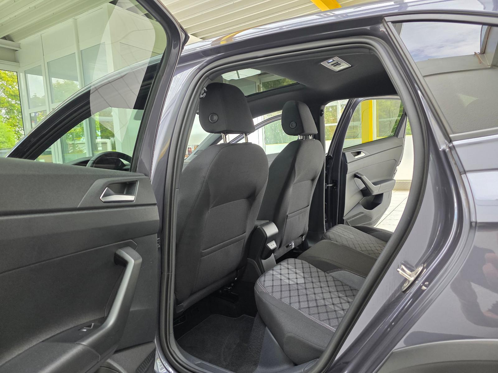 Volkswagen Taigo R-Line Black-Style Panorama IQ-Drive, миниатюра 16