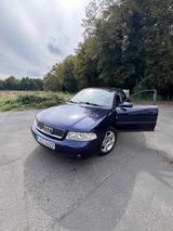 Audi A4 2.8 tiptronic quattro-SHZ Schiebedach - Audi A4 aus 1999: 2.8