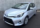 Toyota Yaris Hybrid Life - gebrauchte Toyota Yaris aus dem Jahr 2012