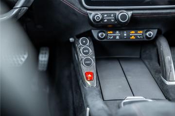 صورة مصغرة 20 لـ 2018 Ferrari GTC4LUSSO