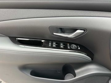 Hyundai TUCSON - 10