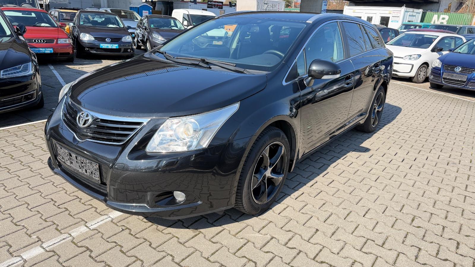 Toyota Avensis Kombi Executive