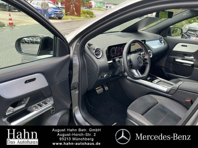 Fahrzeugabbildung Mercedes-Benz GLA 200 AMG/NIGHT/MULTIB./AHK/360/TOTW./AMBI/..