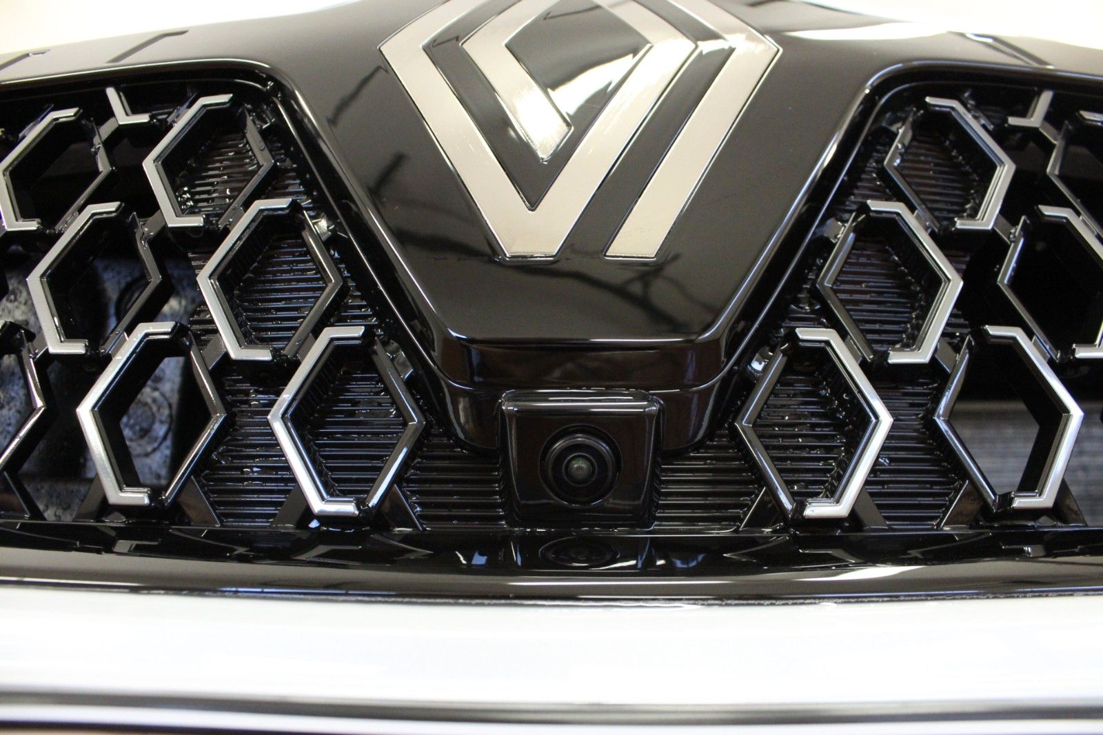 Fahrzeugabbildung Renault Arkana E-TECH Full Hybrid 145 Esprit Alpine