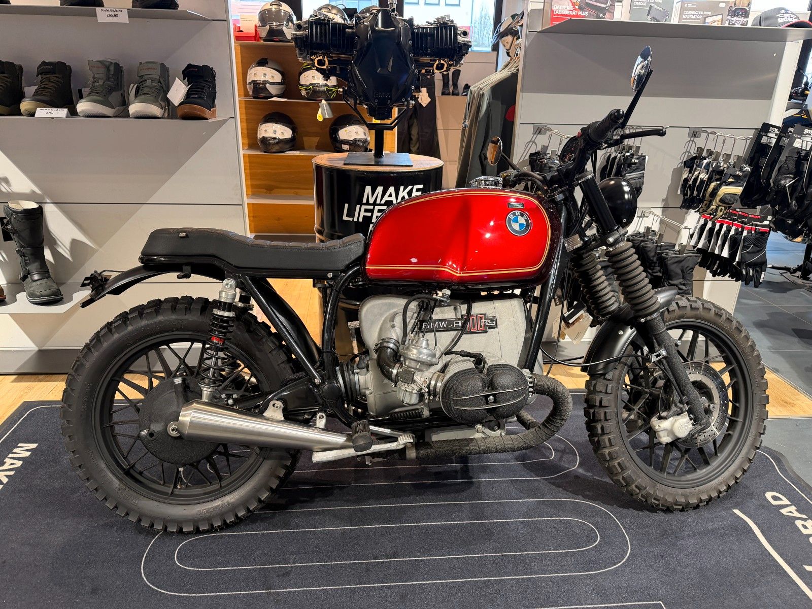 Fahrzeugabbildung BMW R 100 vollständig revidiert!