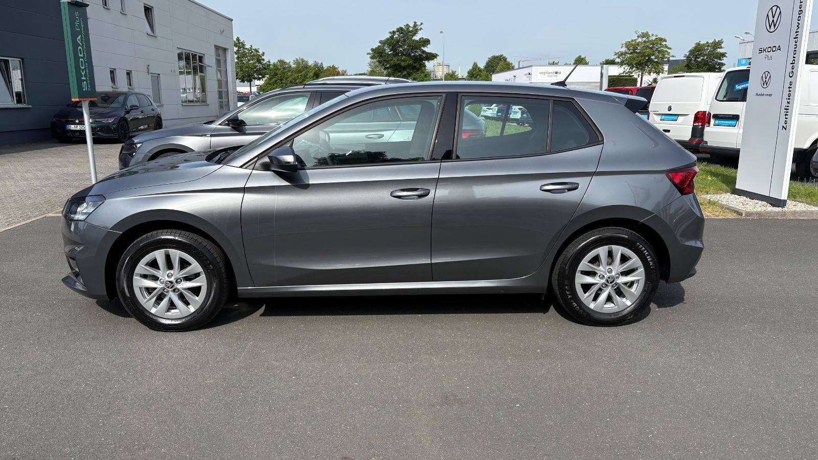 Skoda Fabia Essence 1.0 MPI LED,KLIMA,DAB+,BLUETOOTH