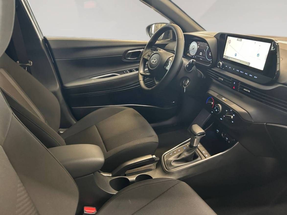 Fahrzeugabbildung Hyundai i20 (MY26) 1.0 T-GDI (90 PS) 7-DCT Blackline