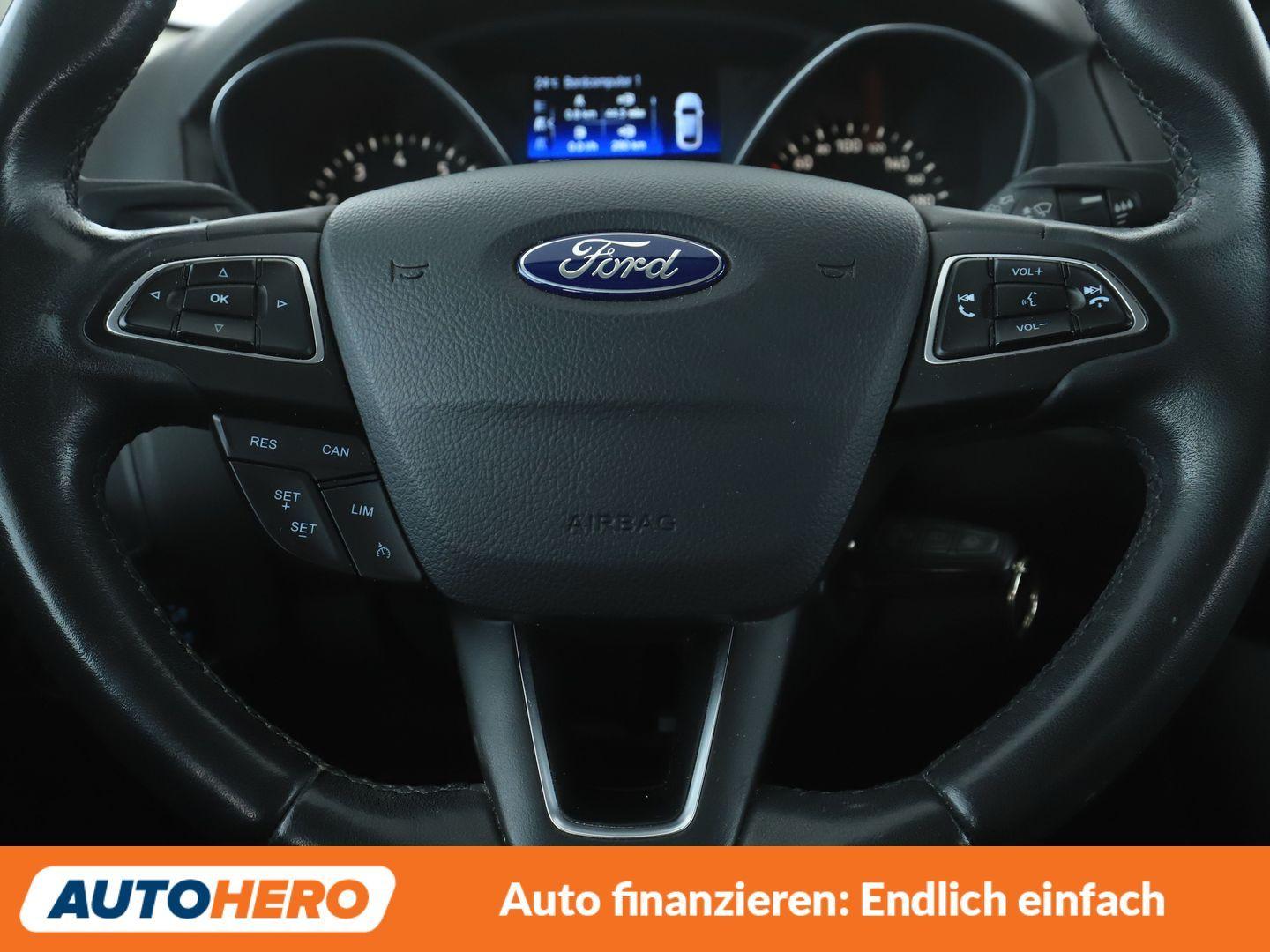 Ford Focus 1.0 EcoBoost Business*NAVI*TEMPO*PDC*SHZ*